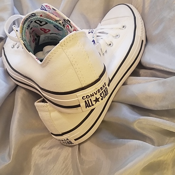 Converse all star white with heart detail NWoT - Picture 2 of 6
